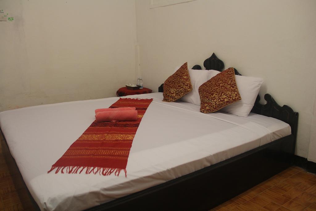 Lpq Backpackers Hostel Luang Prabang Oda fotoğraf