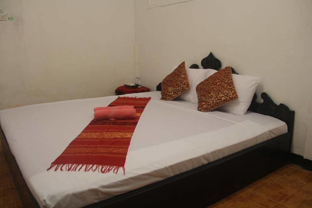 Lpq Backpackers Hostel Luang Prabang Dış mekan fotoğraf