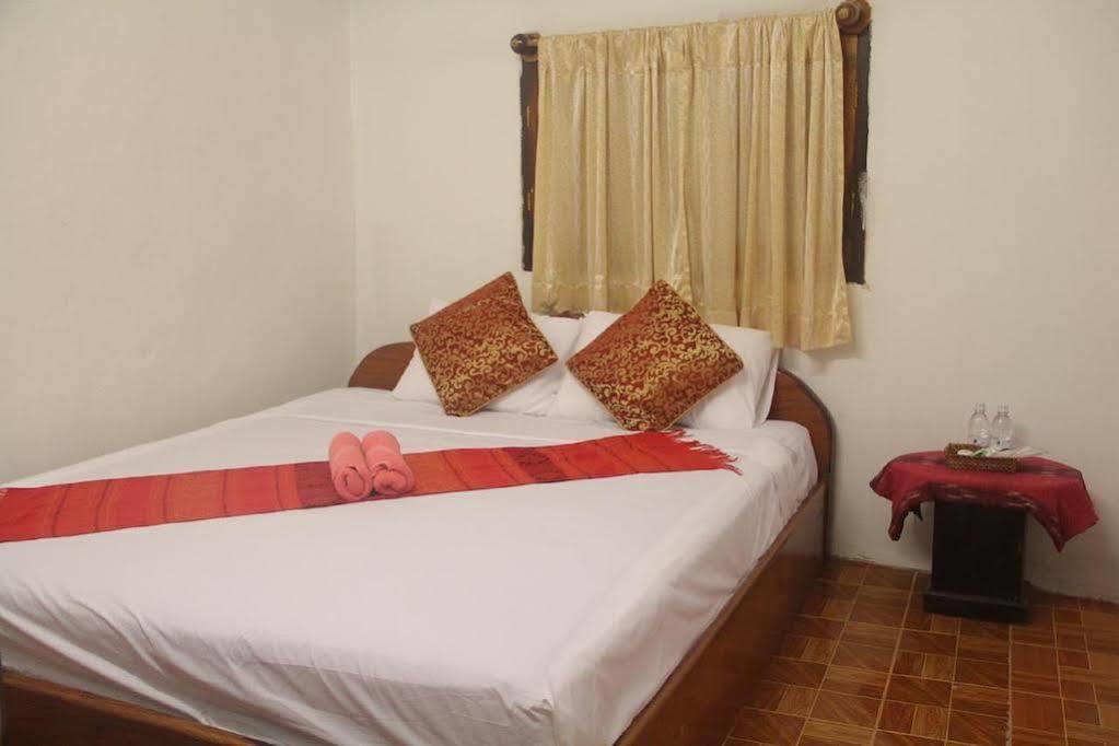 Lpq Backpackers Hostel Luang Prabang Dış mekan fotoğraf