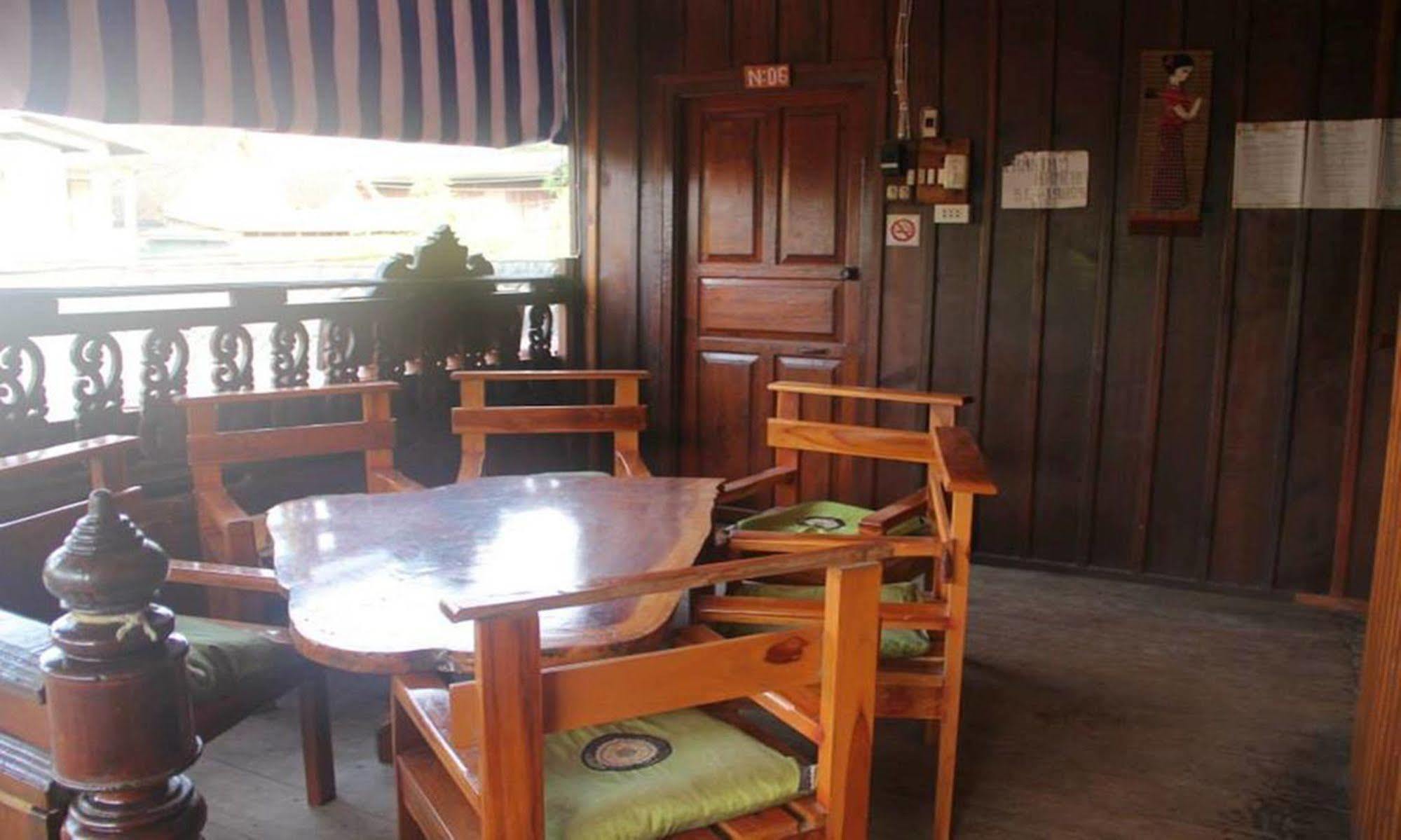 Lpq Backpackers Hostel Luang Prabang Dış mekan fotoğraf